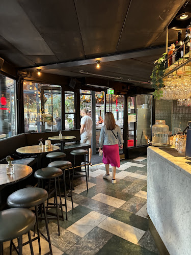 Opinii despre Vau de ville în Stockholm - Gastronomi och hotellverksamhet