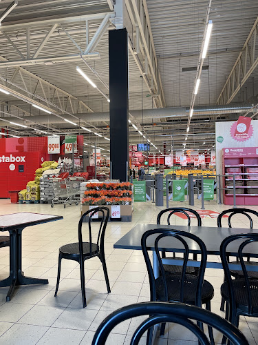 Pizzeria Entré - Gastronomi och hotellverksamhet