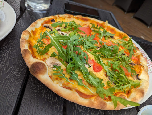 Comments and reviews of Pizzeria Lysekil