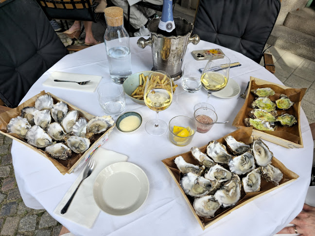 Brasserie Le Coq Rouge - Gastronomi och hotellverksamhet