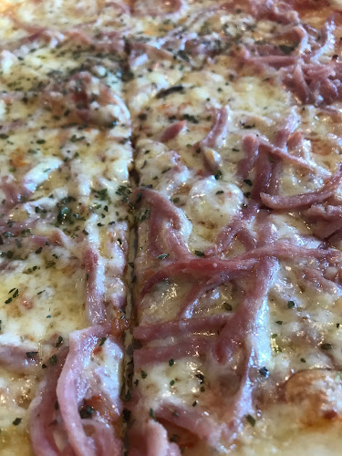 Mamma Mia - Gastronomi och hotellverksamhet