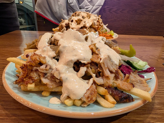 Opinii despre Kebaberia 5rpn döner în Göteborg - Gastronomi och hotellverksamhet