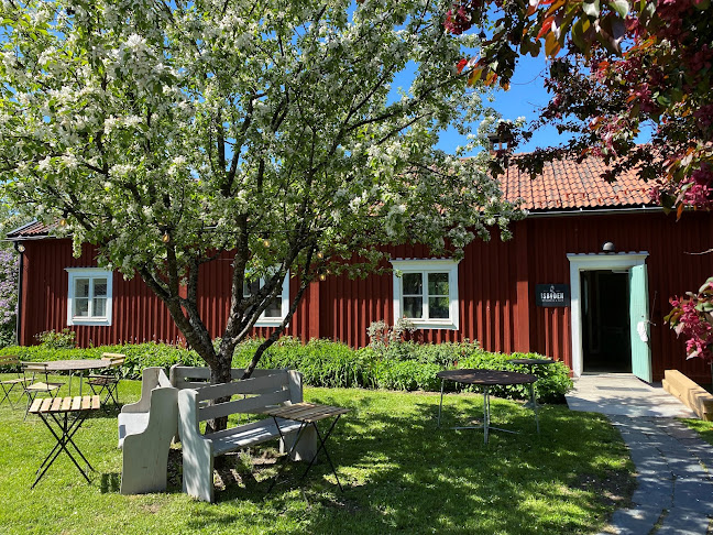 Isboden - Gastronomi och hotellverksamhet