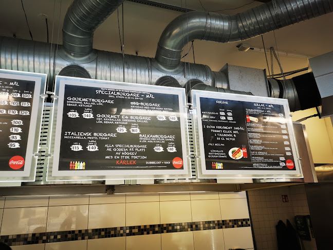 E4-baren - Gastronomi och hotellverksamhet