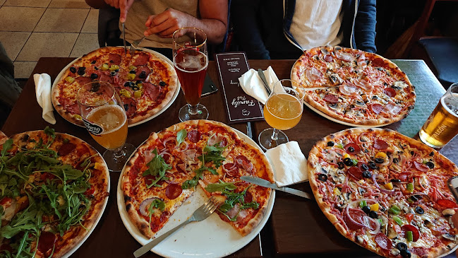 Family Pub - Gastronomi och hotellverksamhet