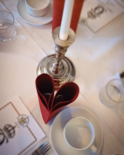 Opinii despre Sjöofficerssällskapets Restaurang în Karlskrona - Gastronomi och hotellverksamhet