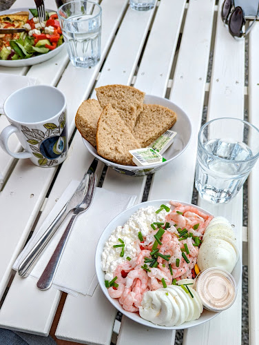 Landsberga Gårdsbutik & café - Gastronomi och hotellverksamhet