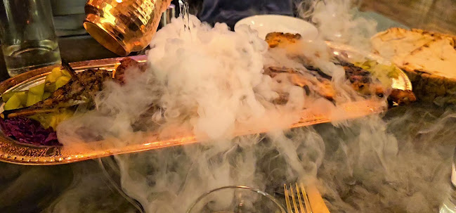 Al Affandi Restaurang - Gastronomi och hotellverksamhet