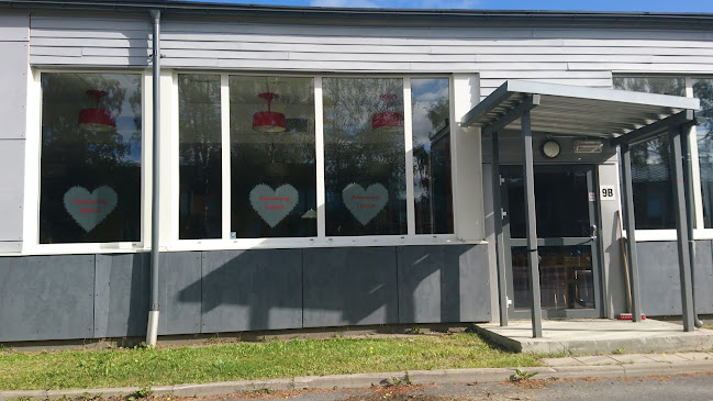 Reviews of Restaurang Hjärtat (Matsal Björklundaskolan och Solanderskolan) in Öjebyn - Gastronomi och hotellverksamhet