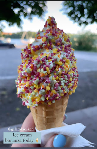 Gelatokiosken - Gastronomi och hotellverksamhet