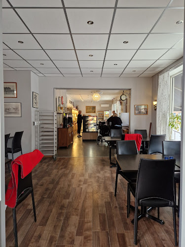 Möllans Café - Gastronomi och hotellverksamhet