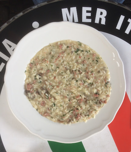 Bar Italia - Gastronomi och hotellverksamhet