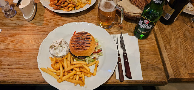 Opinii despre Kalamata restaurang în Solna - Gastronomi och hotellverksamhet