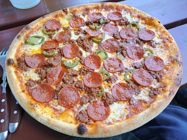 Maggans Gatukök & Pizzeria - Gastronomi och hotellverksamhet