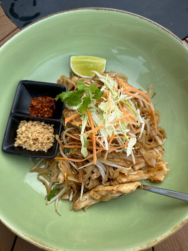 Rimlay thaikök - Gastronomi och hotellverksamhet