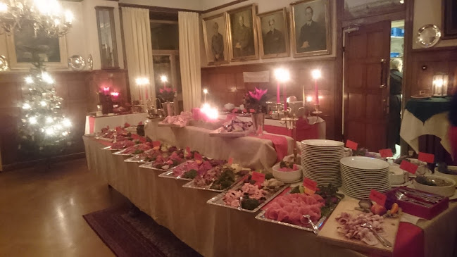 Comments and reviews of Viktoria Hüttner Restaurang AB