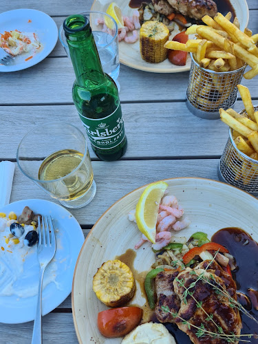 Opinii despre Gimo Värdshus în Gimo - Gastronomi och hotellverksamhet