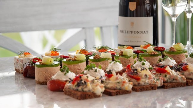 Reviews of Laxbutiken Ljungskile in Ljungskile - Gastronomi och hotellverksamhet