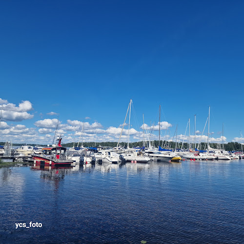 Sundbyholms Gästhamn - restaurang & café - Gastronomi och hotellverksamhet