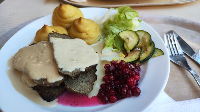 Opinii despre Julius Carlssson în Borlänge - Gastronomi och hotellverksamhet