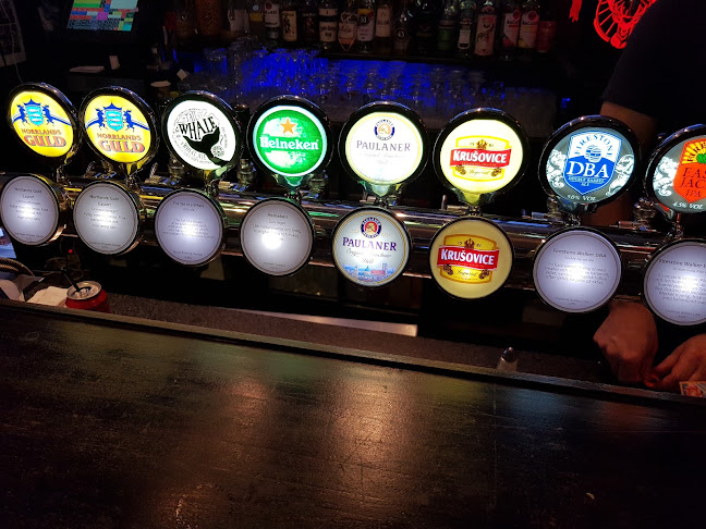 Whoopsi Daisy - Gastronomi och hotellverksamhet