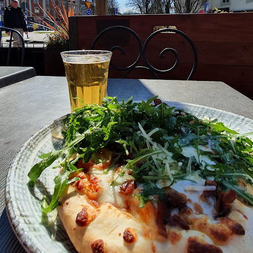 Enoteca Maglia - Gastronomi och hotellverksamhet