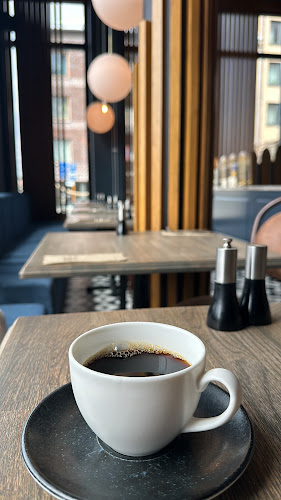 Double Zero - Gastronomi och hotellverksamhet