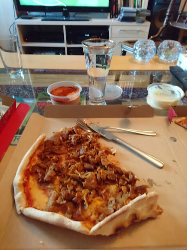 Opinii despre Pizzeria Miami în Lidköping - Gastronomi och hotellverksamhet