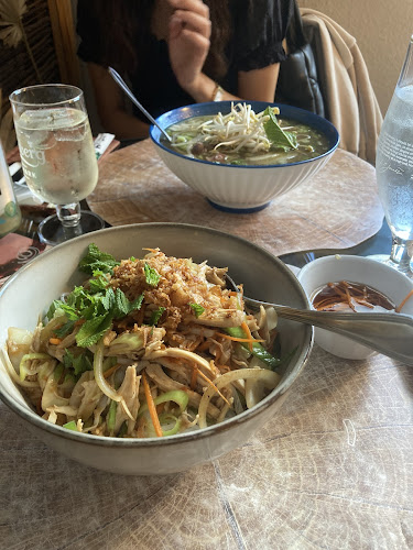 Tre Systrars Kök - Gastronomi och hotellverksamhet