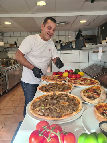 Reviews of Frösö Fast Food House in Frösön - Gastronomi och hotellverksamhet