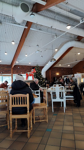 Comentarii opinii despre M&J Matsalar AB Restaurang Dalahästen