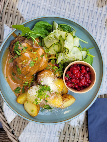 Comentarii opinii despre August Bistro & Co