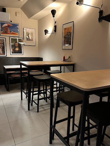 Comentarii opinii despre Kärra Burgers