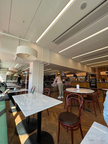 Pocket Café By Pontus Frithiof - Gastronomi och hotellverksamhet