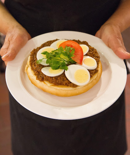 Reviews of Café UH in Örnsköldsvik - Gastronomi och hotellverksamhet