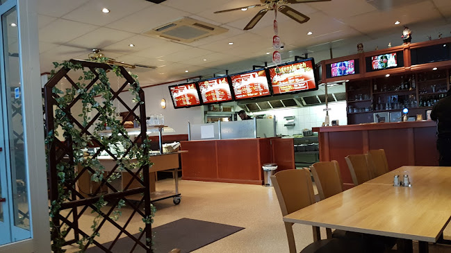 Eleonora Restaurang & Pizzeria - Gastronomi och hotellverksamhet