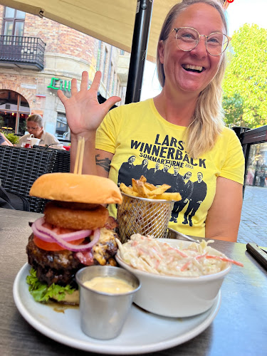 Lilla torg 17, 211 34 Malmö