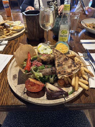 Opinii despre Bistro Bakgården în Ronneby - Gastronomi och hotellverksamhet