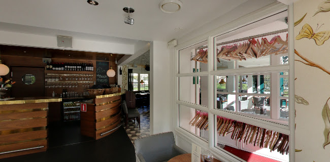 Le Parc Restaurant - Gastronomi och hotellverksamhet