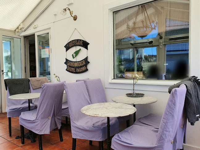 Aleks Hönö Klåva - Gastronomi och hotellverksamhet