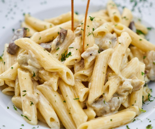 Corella Nacka - Gastronomi och hotellverksamhet