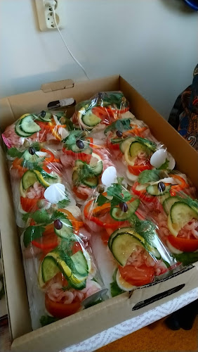 Café Rosa-Mi Open Times