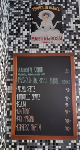 Comments and reviews of La Cucina