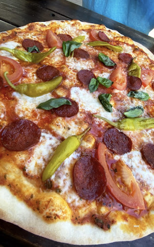 Pizzeria Orminge - Gastronomi och hotellverksamhet