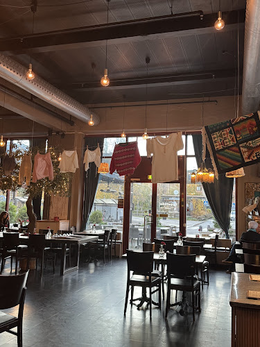 Opinii despre Libanesen în Nacka - Gastronomi och hotellverksamhet