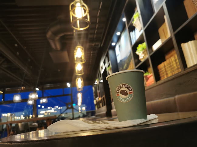 Opinii despre Espresso House V Köpmansgatan STE în Stenungsund - Gastronomi och hotellverksamhet