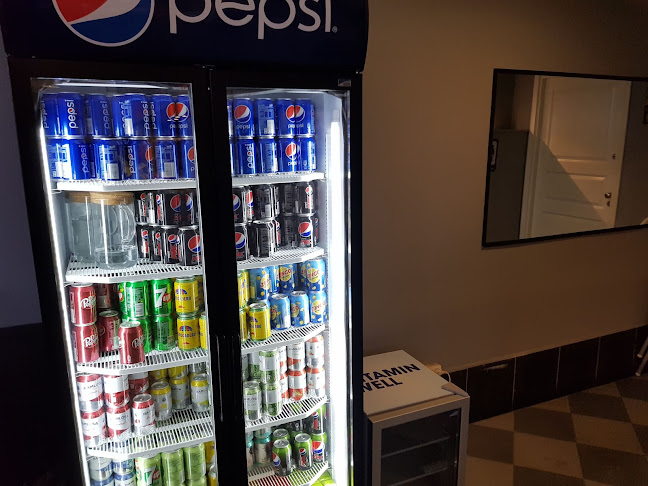 Jettz Burger - Gastronomi och hotellverksamhet