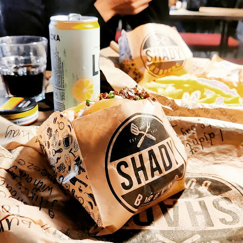Opinii despre Shady Burgers în Kalmar - Gastronomi och hotellverksamhet