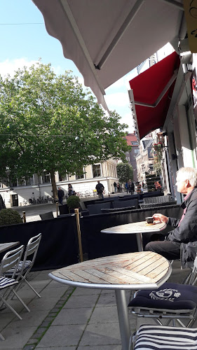 Cafe Point Open Times