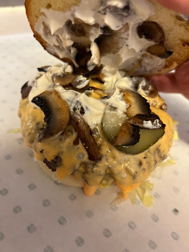 Reviews of Tölö Pizza & Kiosk in Kungsbacka - Gastronomi och hotellverksamhet